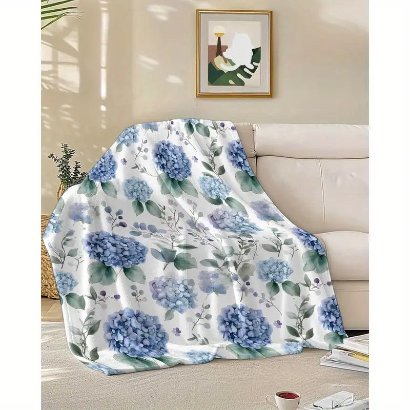 280GSM Warmth Woven Throw Blanket - Blue Hydrangea Pattern, Single-Sided Retro Vintage Vibe, Soft Lightweight Plain Fabric, Wrinkle-Resistant, Fade-Resistant, Machine Washable Easy-Care, Blankets for Bed & Home Décor (Bedroom Sofa), Mother's Day Gift