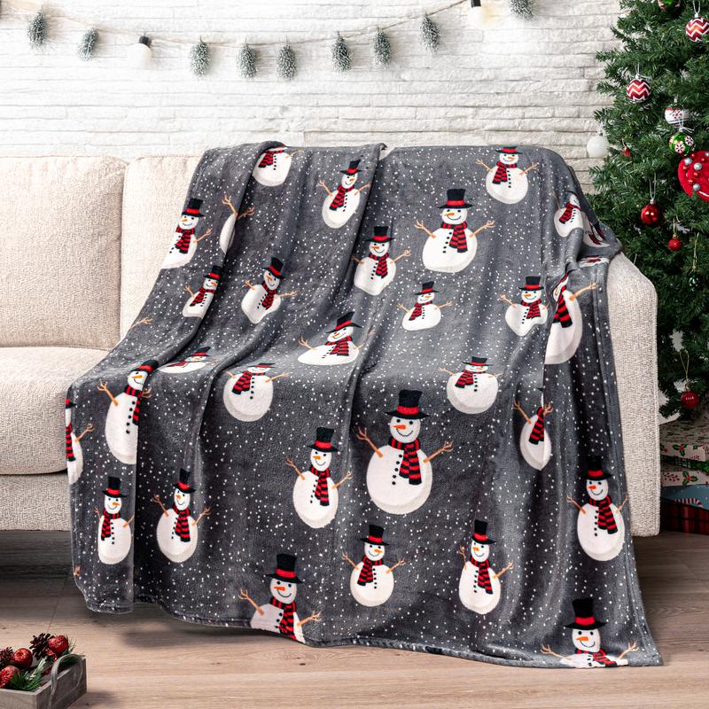 PAVILIA Christmas Holiday Throw Blanket, Xmas Season Fleece Blanket, Soft, Plush, Warm Winter Cabin Throw