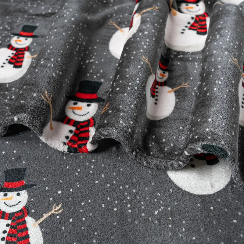 PAVILIA Christmas Holiday Throw Blanket, Xmas Season Fleece Blanket, Soft, Plush, Warm Winter Cabin Throw