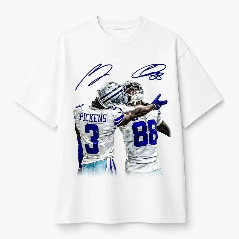 Close-Up Football Athlete Signature Graphic Unisex T-Shirt |   Great Gift For Sports Fans