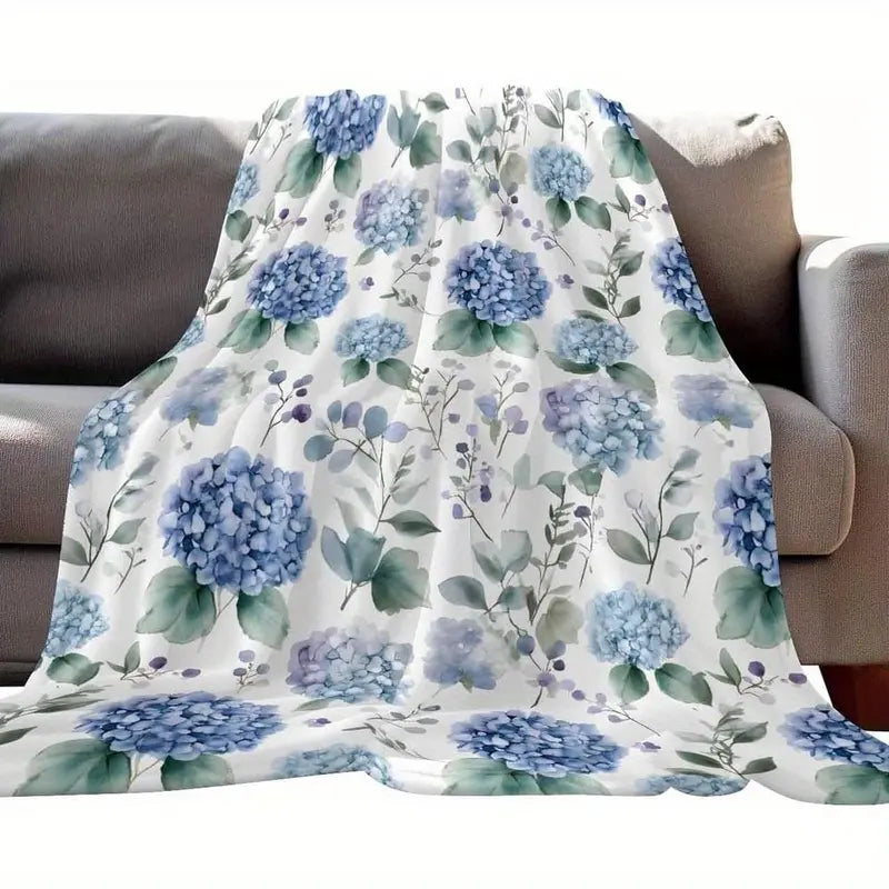 280GSM Warmth Woven Throw Blanket - Blue Hydrangea Pattern, Single-Sided Retro Vintage Vibe, Soft Lightweight Plain Fabric, Wrinkle-Resistant, Fade-Resistant, Machine Washable Easy-Care, Blankets for Bed & Home Décor (Bedroom Sofa), Mother's Day Gift