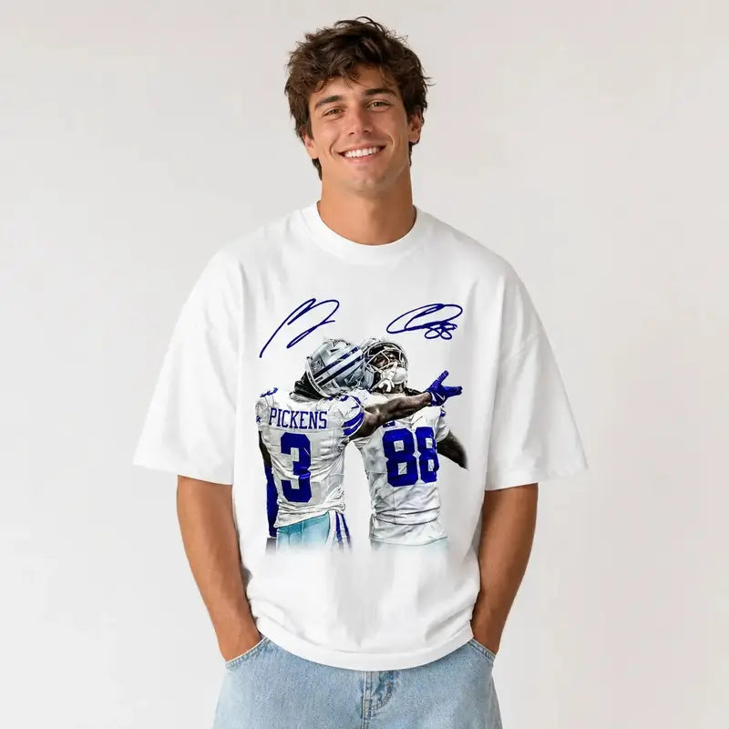Close-Up Football Athlete Signature Graphic Unisex T-Shirt |   Great Gift For Sports Fans