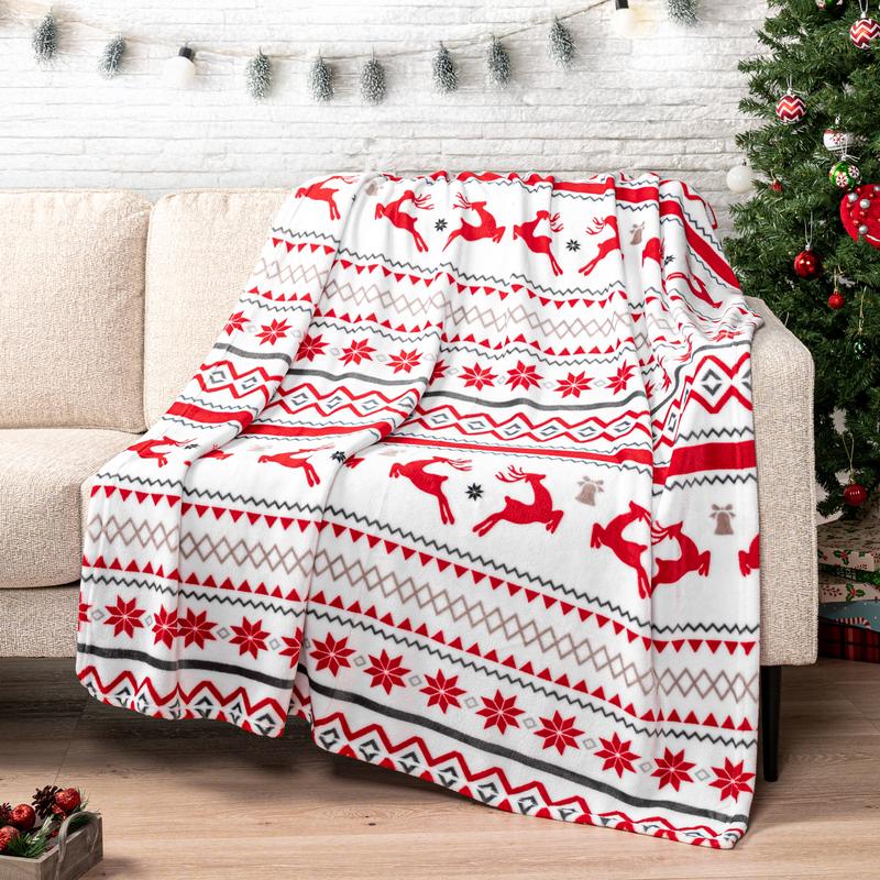 PAVILIA Christmas Holiday Throw Blanket, Xmas Season Fleece Blanket, Soft, Plush, Warm Winter Cabin Throw