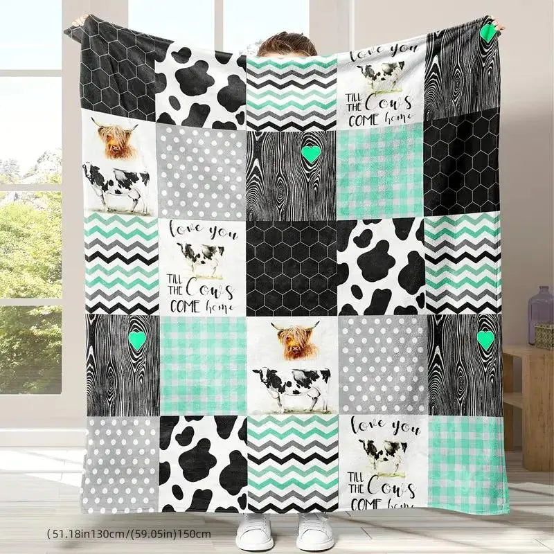 Cow Print Quilted Throw Blanket, 1 Count Soft Comfortable Warm Napping Blanket, Cozy Blanket Throw, Cool Bedroom Bedding Blankets for Home Office School Dormitory Outdoor Camping, Soft Comfy Blanket, Cow Pattern Blanket